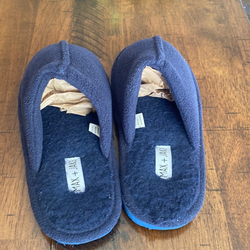 Max + Jake Slipper - Picture 4 of 7